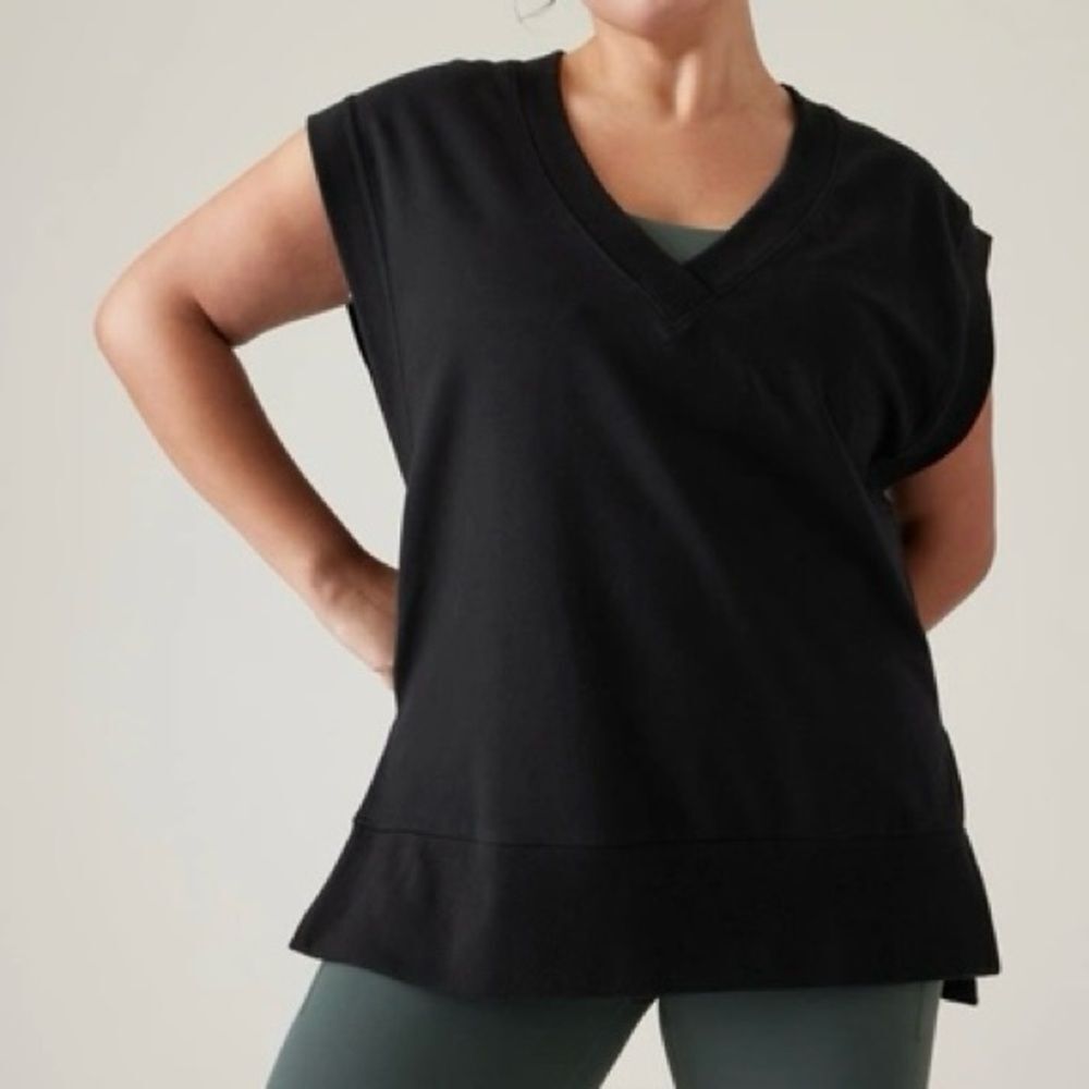 Athleta Black Retroterry V-Neck Sleeveless Sweatshirt T-Shirt